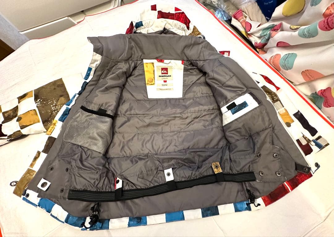 クイックシルバー.Burton 子供用スキー、スノボウェア