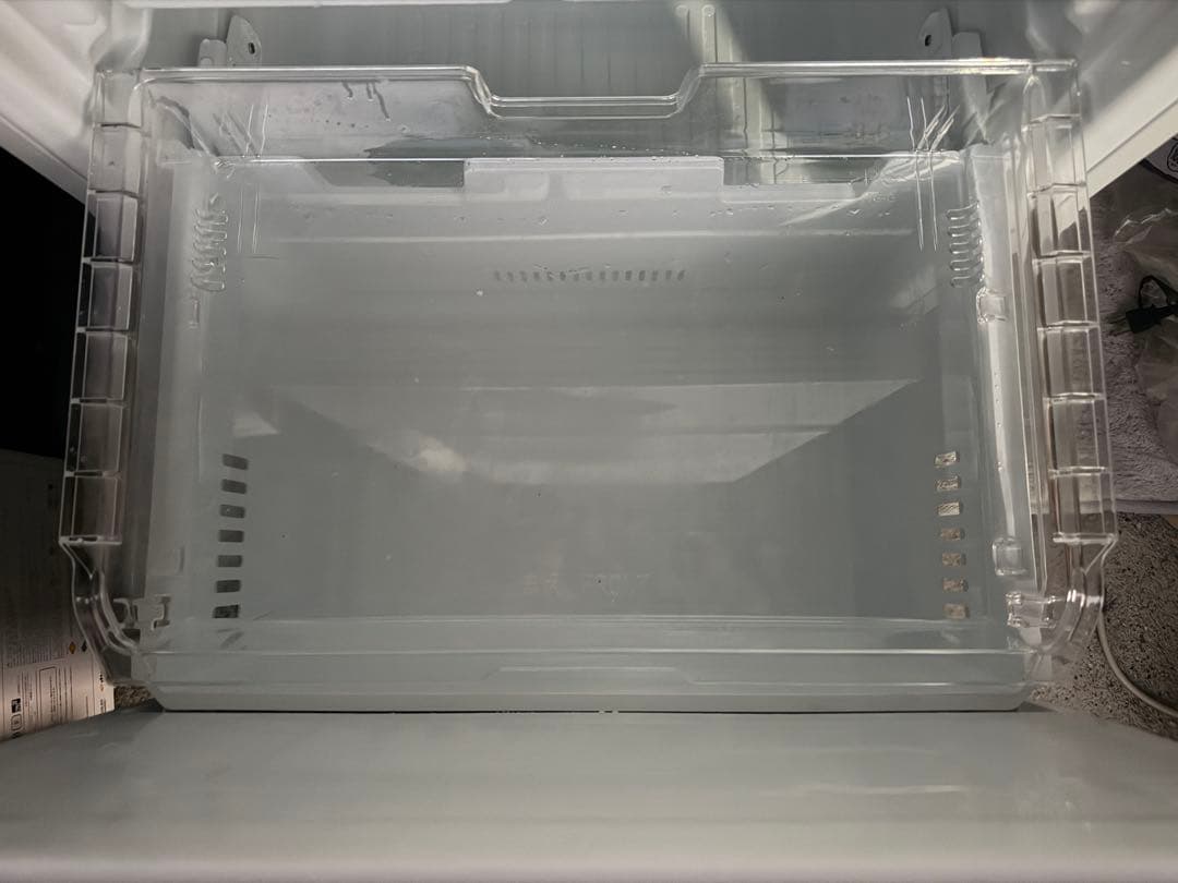 2025年製 東芝 自動製氷機 3ドア冷蔵庫 330L マットホワイトW33SC