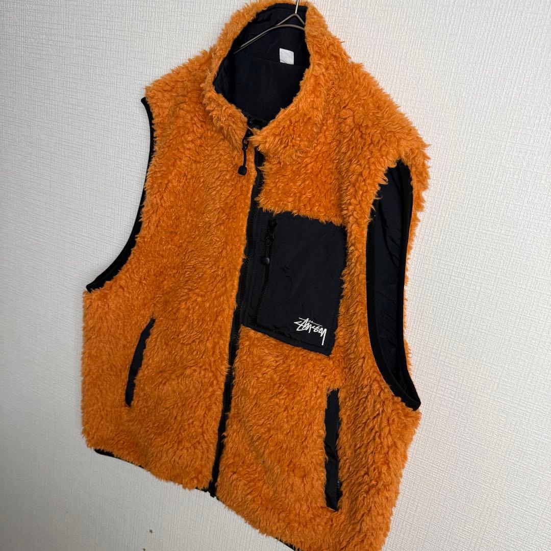 522 STUSSY リバーシブルボアベスト 橙×黒 フリース ストリート 映え