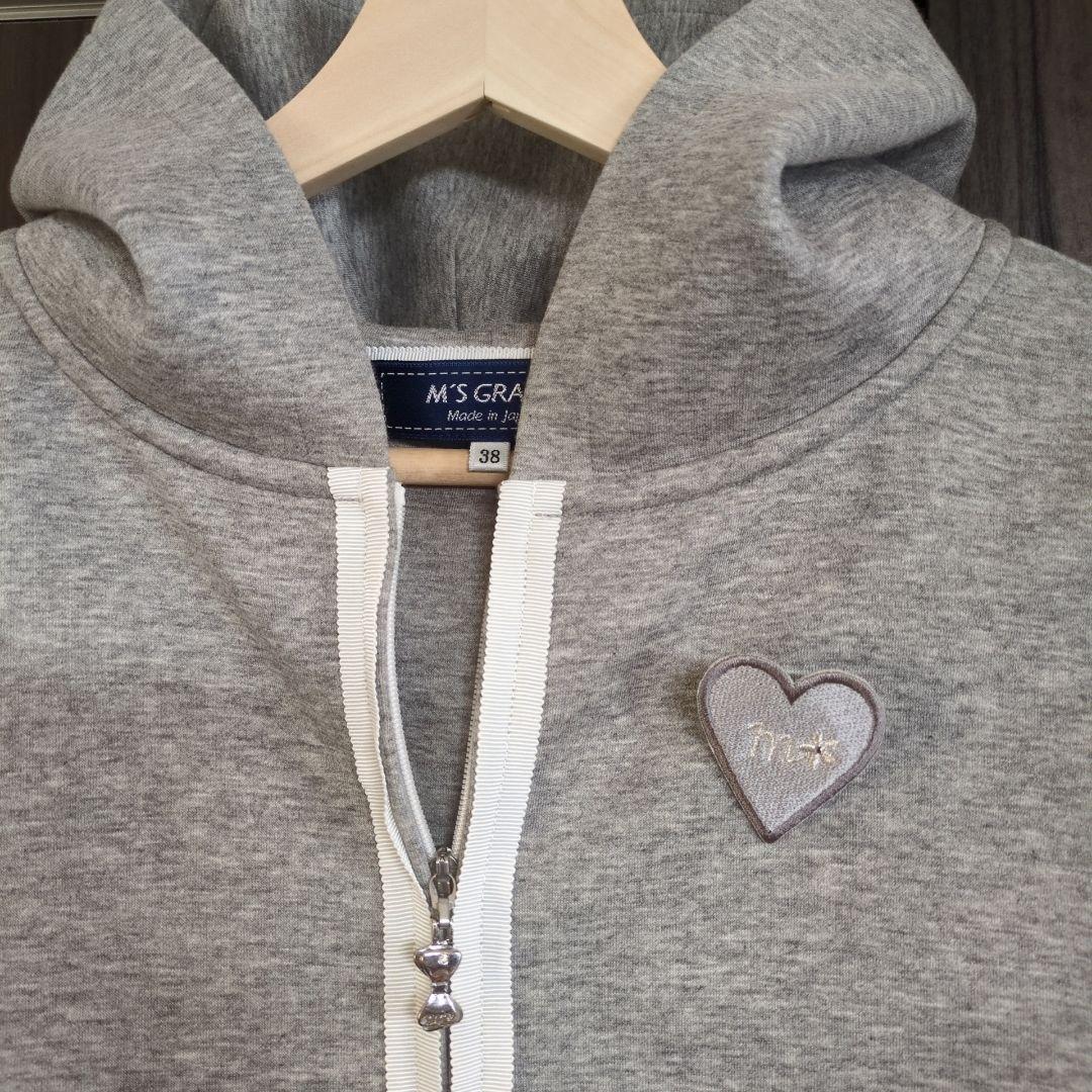 M'S GRACY エムズグレイシー ダンボールニットパーカー ブローチ付き