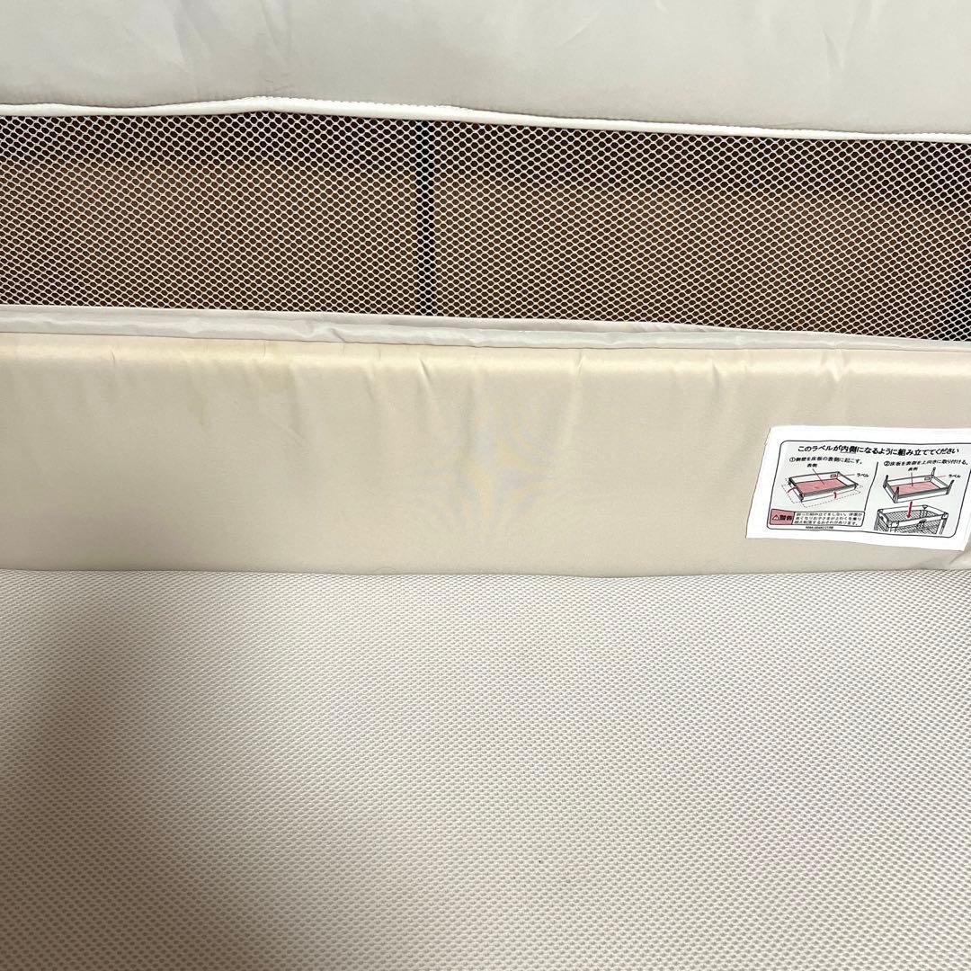 美品　アップリカ　ココネルエアープラス　ベッド横収納付き