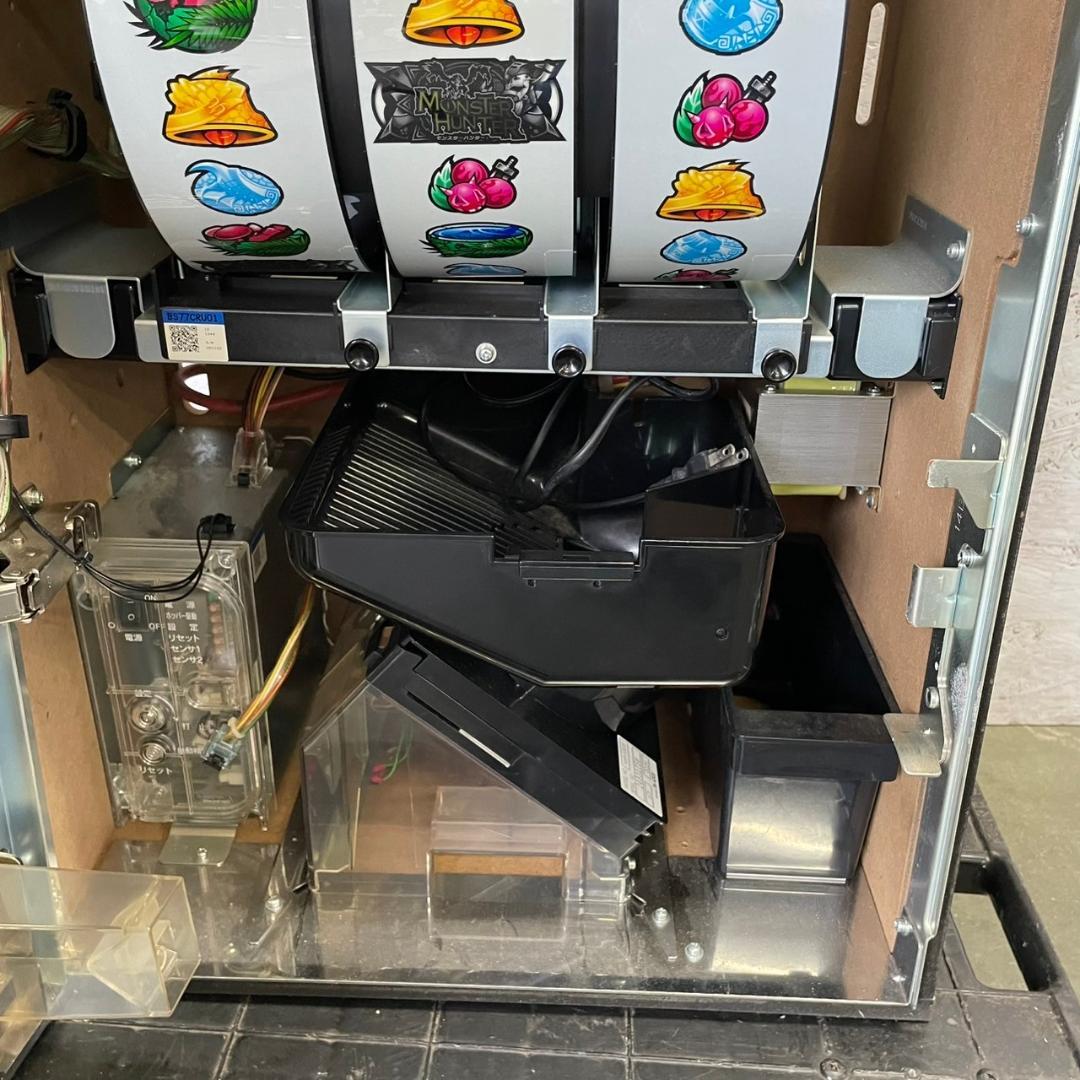 【パチスロ実機】 モンスターハンター モンハン パチスロ 通電確認済 N0510