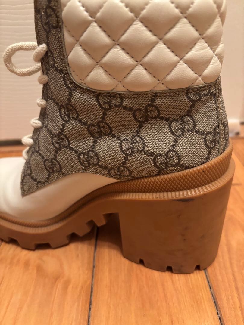 GUCCI ホワイト 白　グッチ　キルティングブーツ　23.0〜23.5