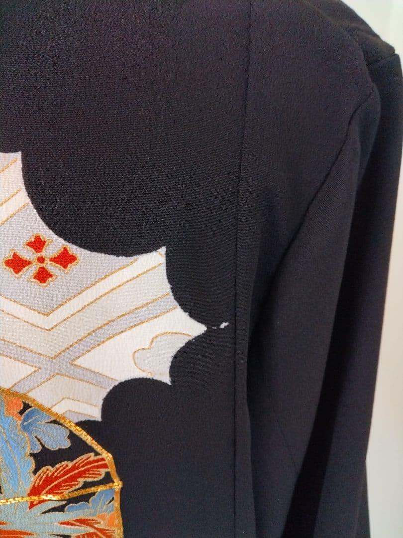 着物リメイク 黒留め袖ブルゾン