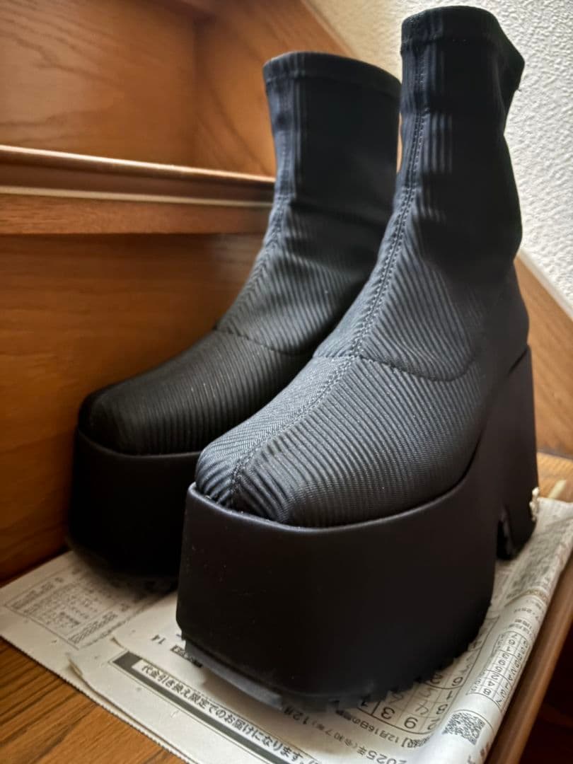 12cm盛れるショートブーツ