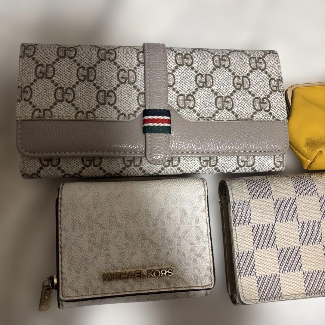 VUITTON GUCCI MICHEAL KORS 本革がま口ポーチ 4点