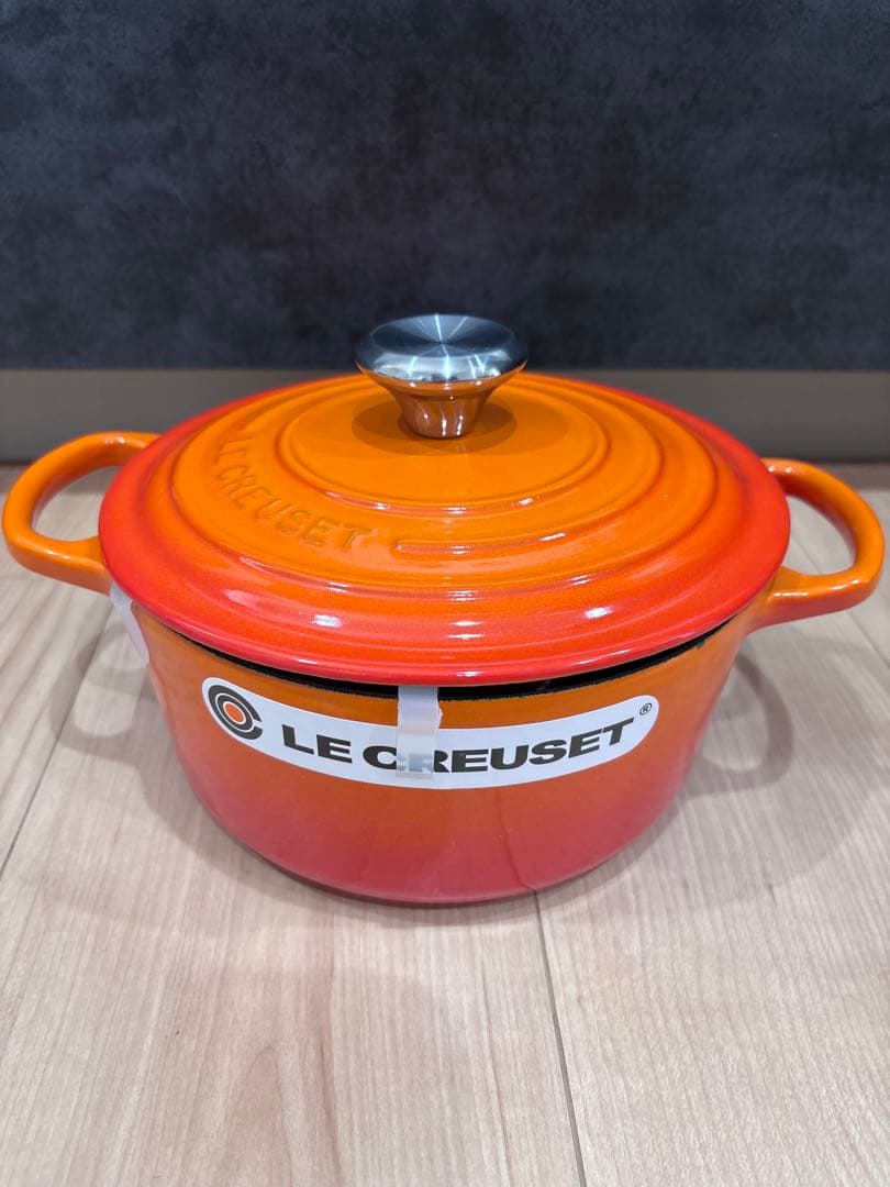 LE CREUSET オレンジ 丸型ホーロー鍋　ココットロンド