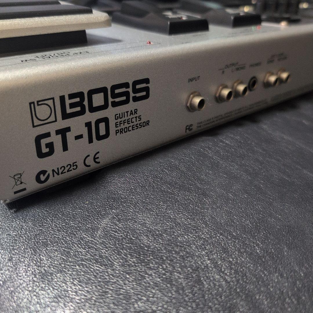 BOSS GT-10　ギターエフェクター　ACアダプター付き　マルチエフェクター