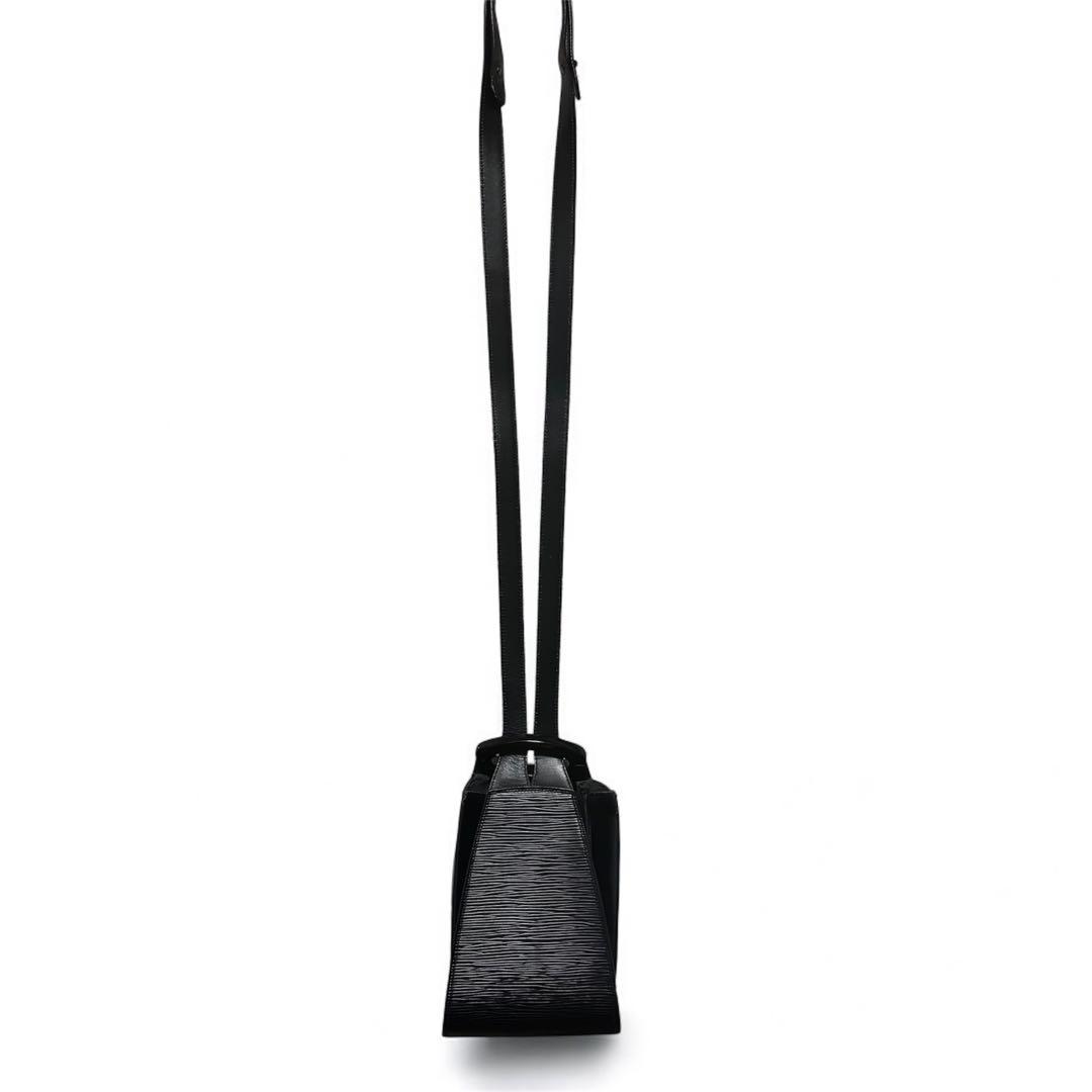 LOUIS VUITTON ルイヴィトン エピ ミニュイ ブラック M52392