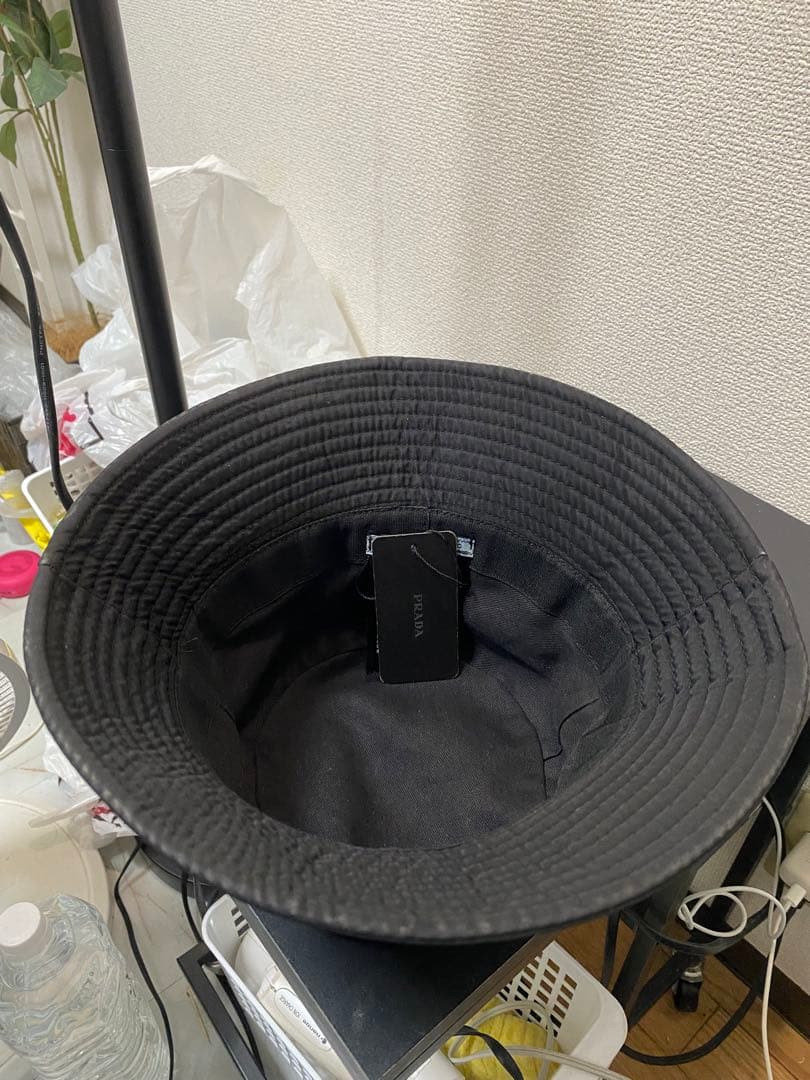 PRADAブラックナイロン　バケットハットM『タグ付き』