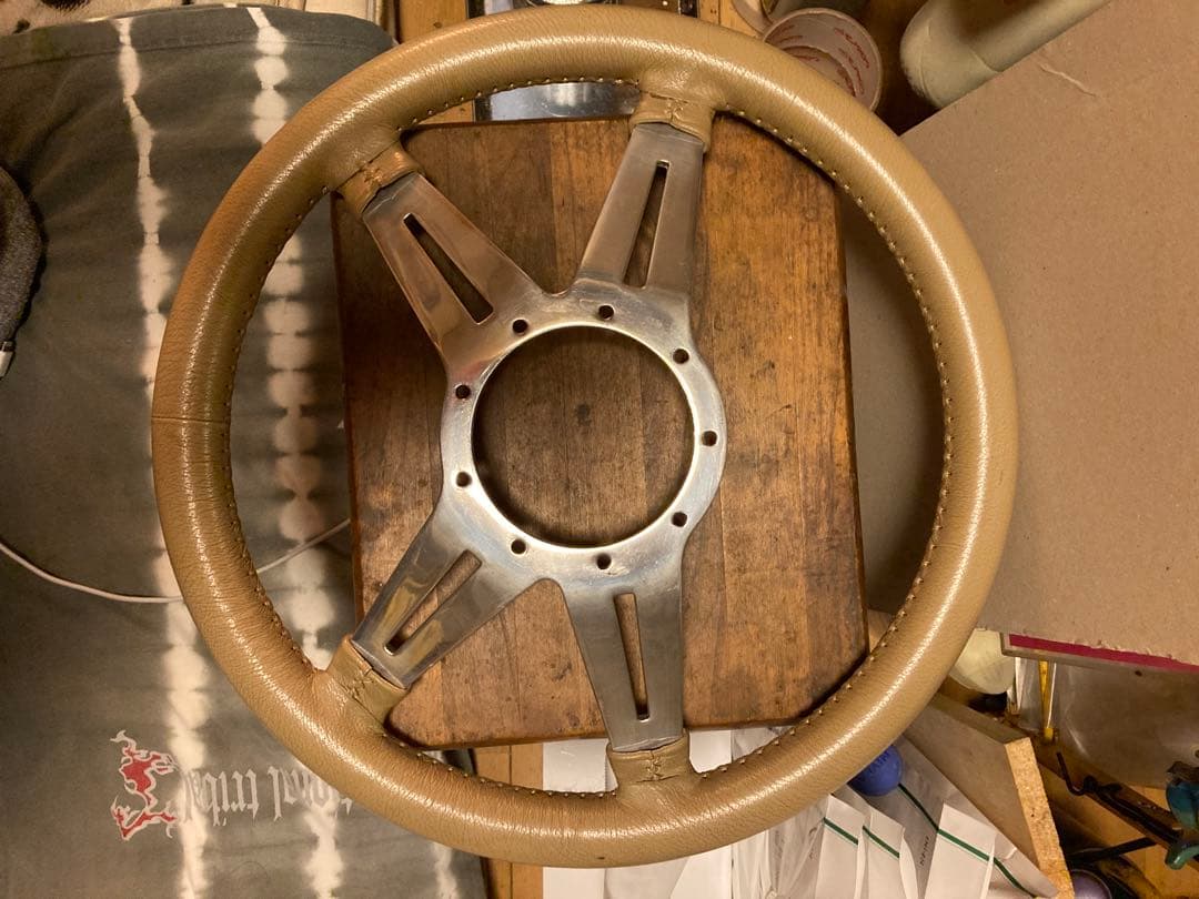 LEARRA ステアリング