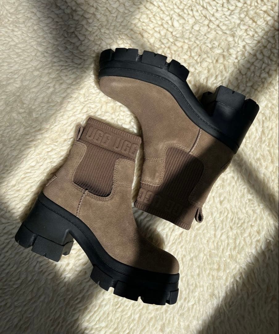 UGG ブルックリン チェルシー 厚底 Hickory 23cm