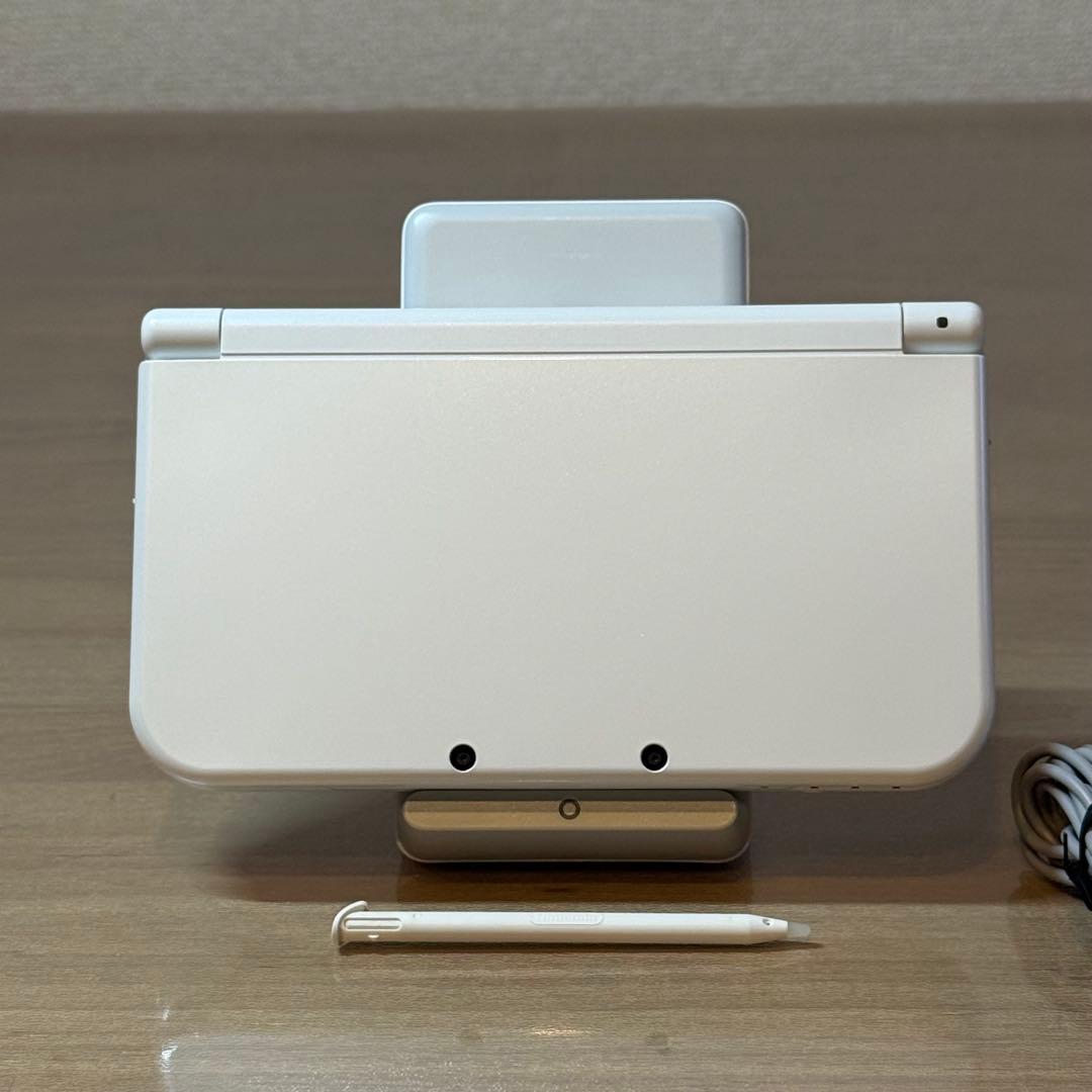 6-199【美品】Newニンテンドー3DS LL パールホワイト