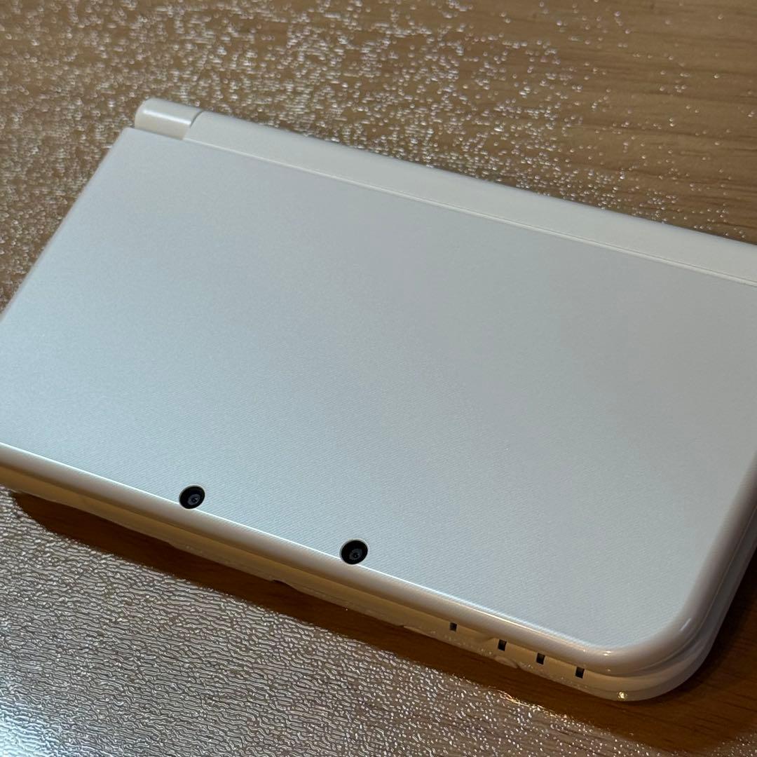 6-199【美品】Newニンテンドー3DS LL パールホワイト