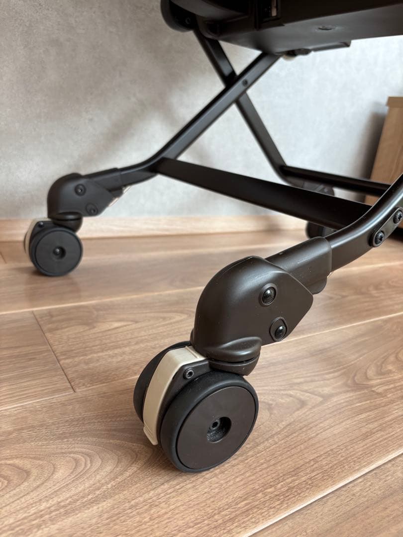 コンビ 電動ハイローチェア ネムリラ4キャス AT