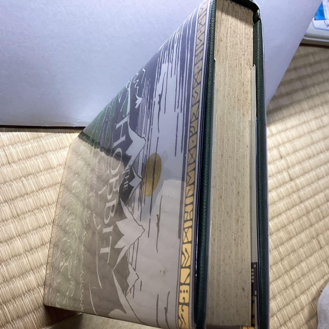 The Hobbit ホビットの冒険 by J.R.R. Tolkien