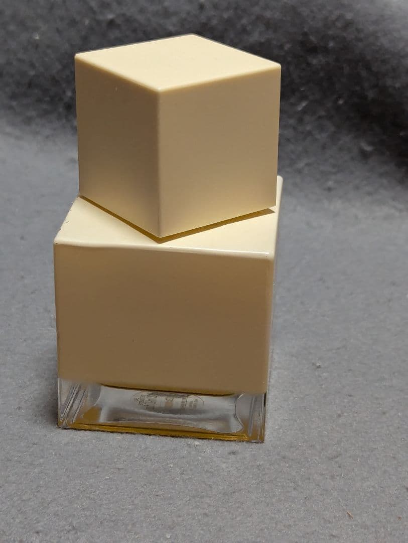 希少2011年限定復刻モデルイヴサンローランインラブアゲインオードトワレ80ml