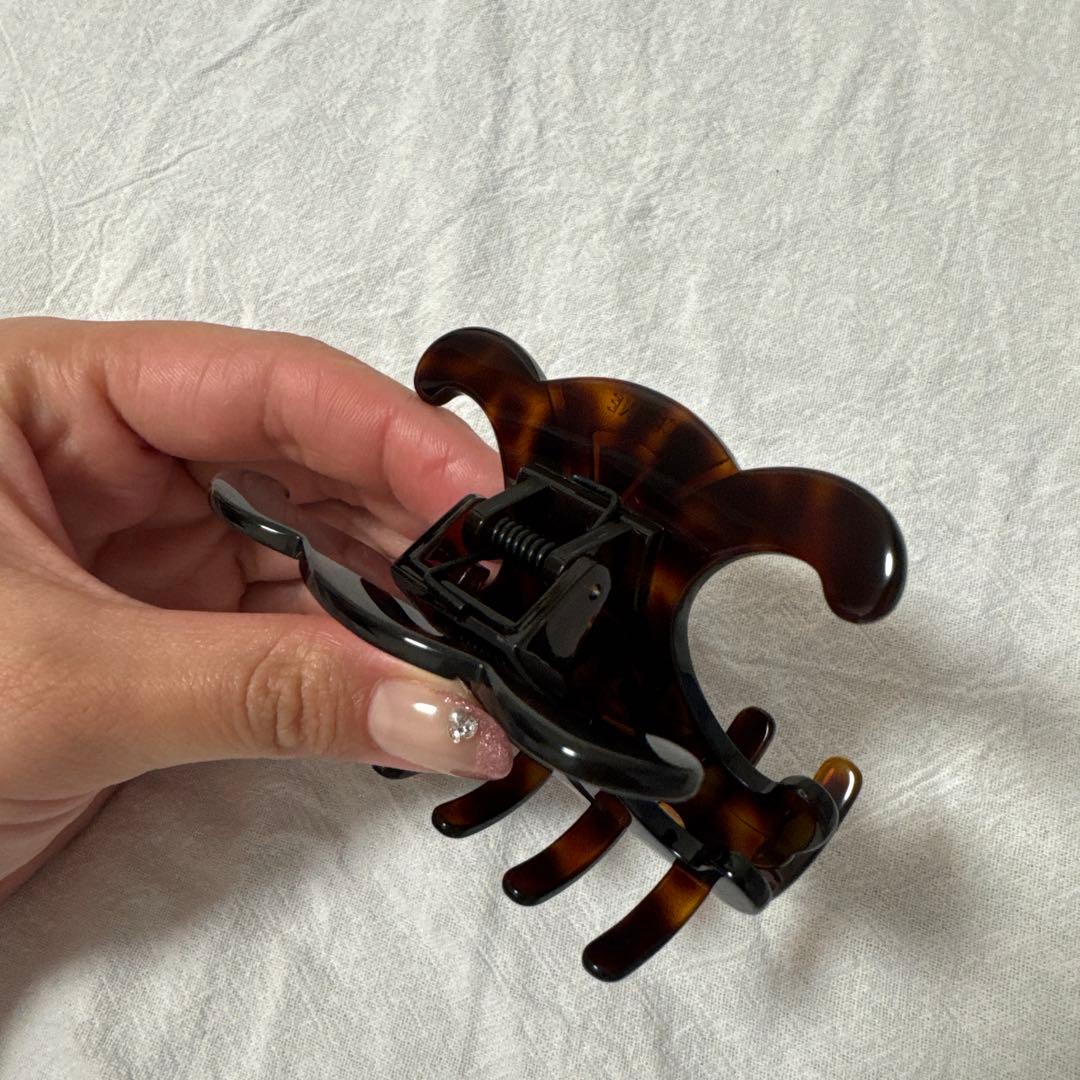 CELINE 波型デザイン ヘアクリップ 中型