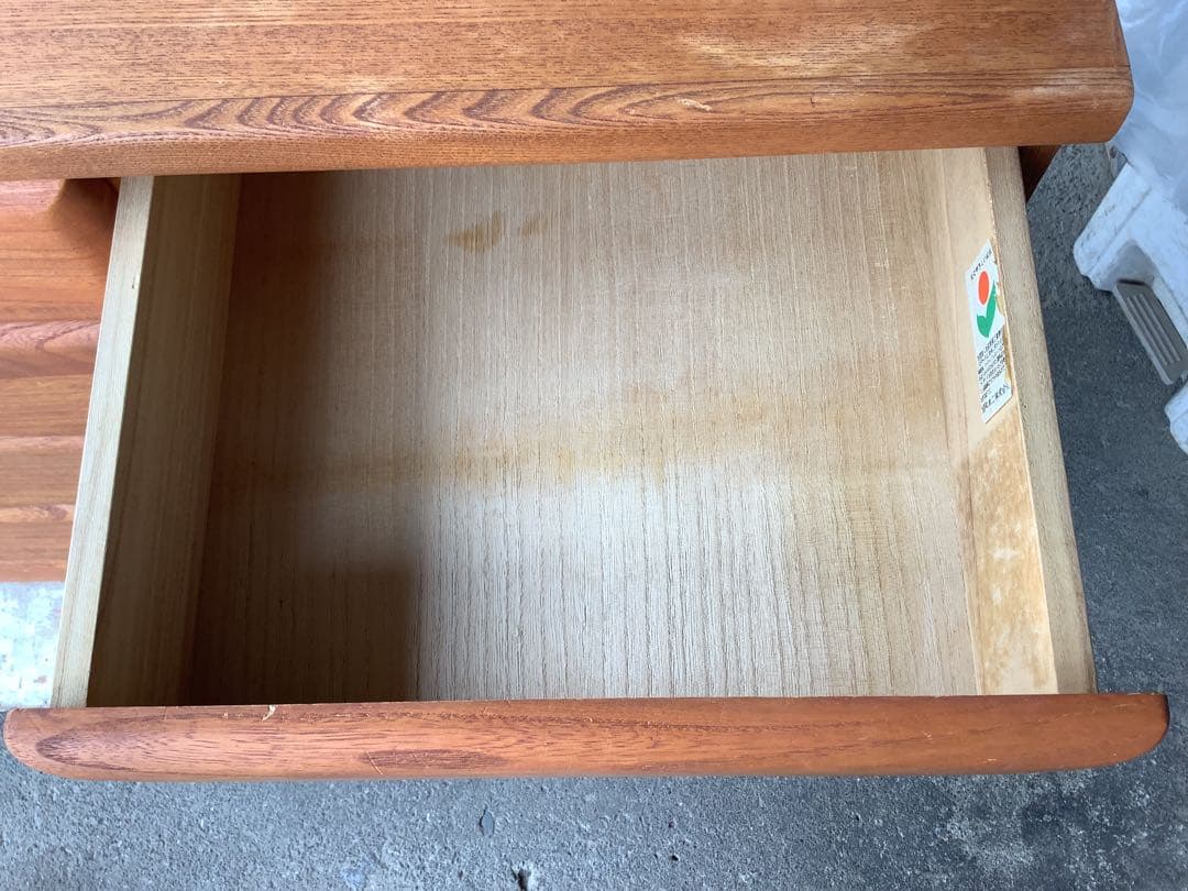 昭和レトロな木製チェスト 4段8杯 ローチェスト KYOWA（★）