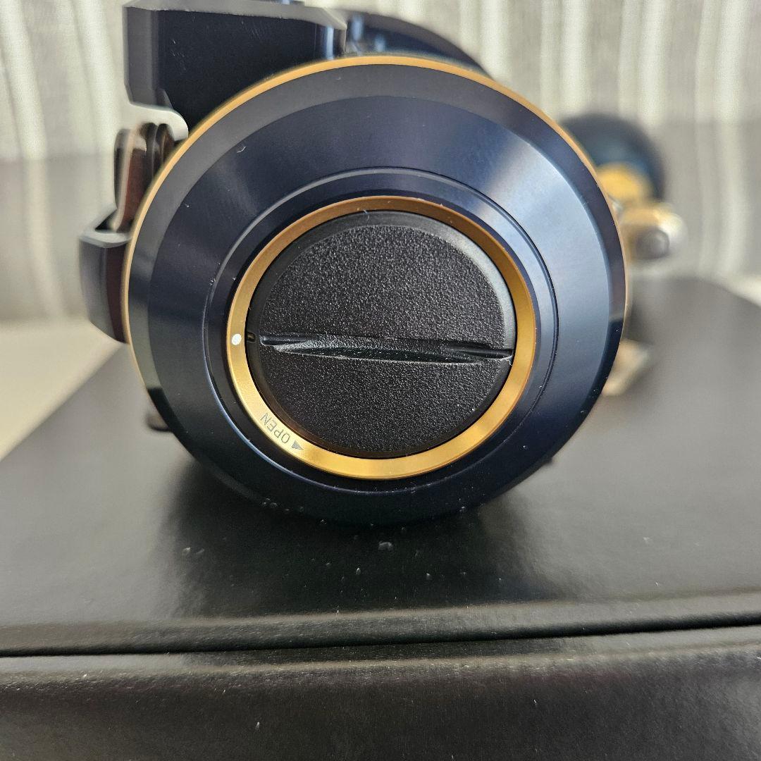 ブル ダイワ ソルティガ IC 300 ベイトリール