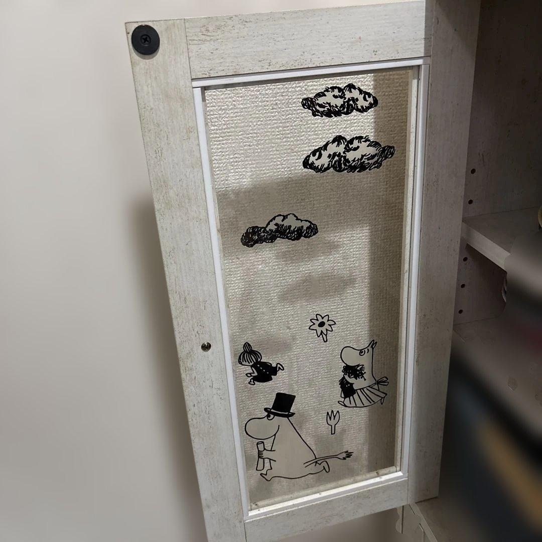 サクラ　ニトリ　キャビネット　リズバレー　食器棚