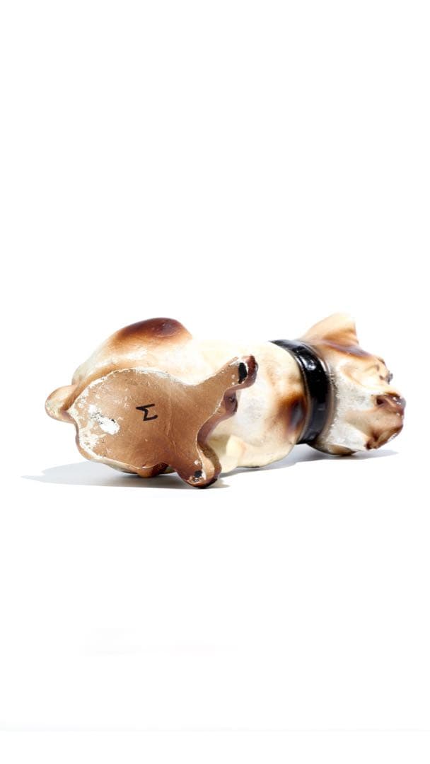 希少 Chalkware Bulldog timeworn clothing