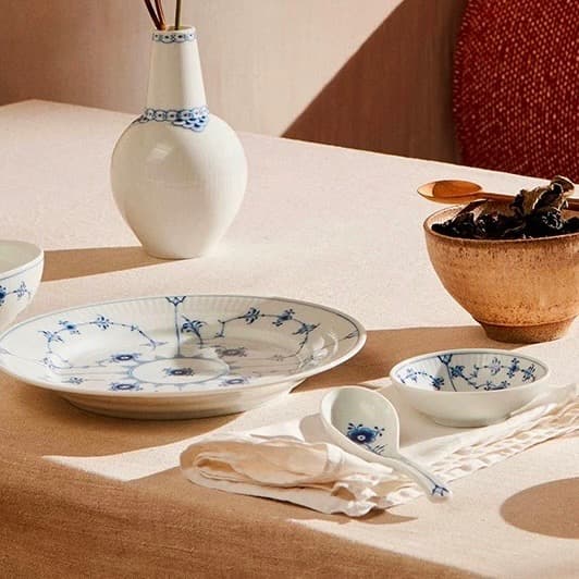 新品⭐︎日本未発売☆　箸置き　蓮華スプーン　2点