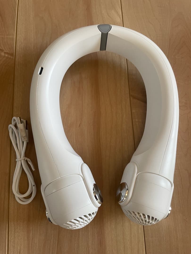 首掛け扇風機 ネッククーラー 携帯扇風機 超長12時間連続稼働 USB充電式