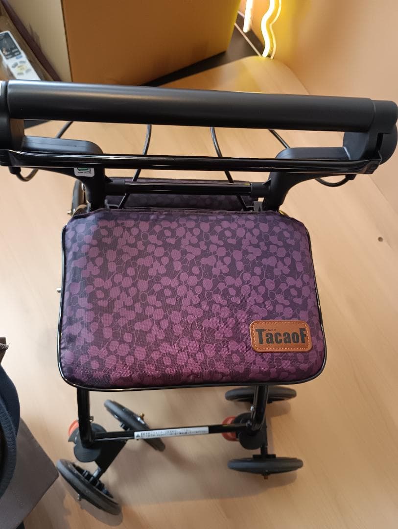 幸和製作所　Tacaof　シルバーカー　RUS04　テイコブ　花柄　手押し　介護