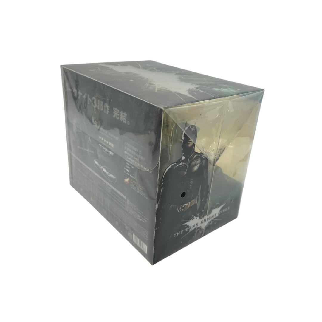 [新品] ダークナイト ライジング ブルーレイBOX 特典バットマンカウル付き