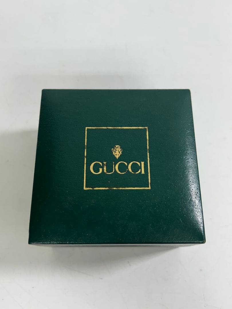 GUCCI ワイヤーブレスウォッチ　ゴールド　バングル　ジャンク 2700 2L