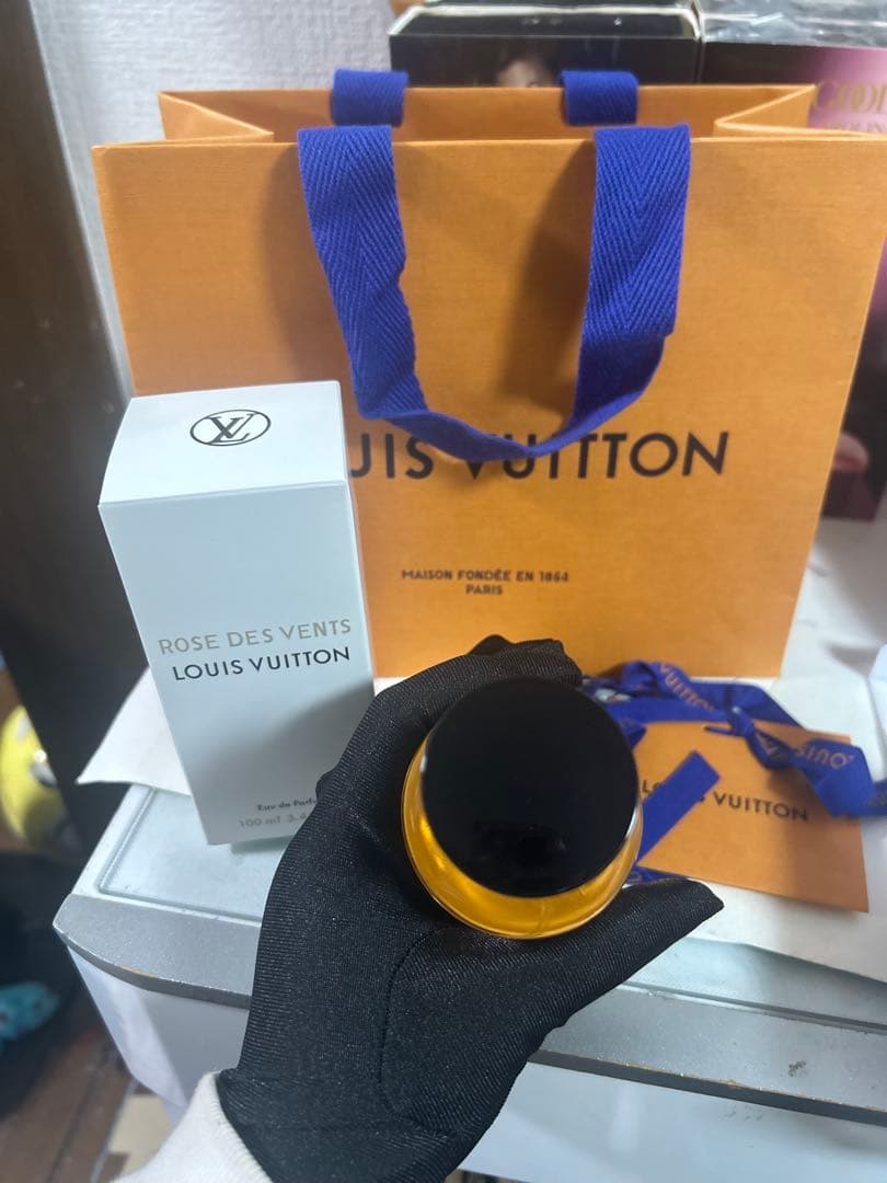 新品Louis Vuitton ROSE DES VENTS 100ml袋付き
