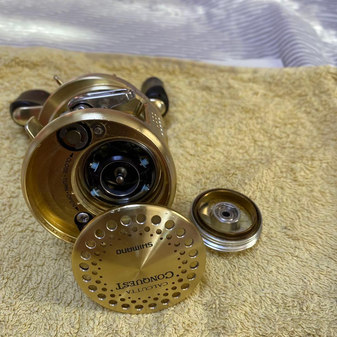 シマノ　カルカッタコンクエスト　50 シャロースプール付き　中古品