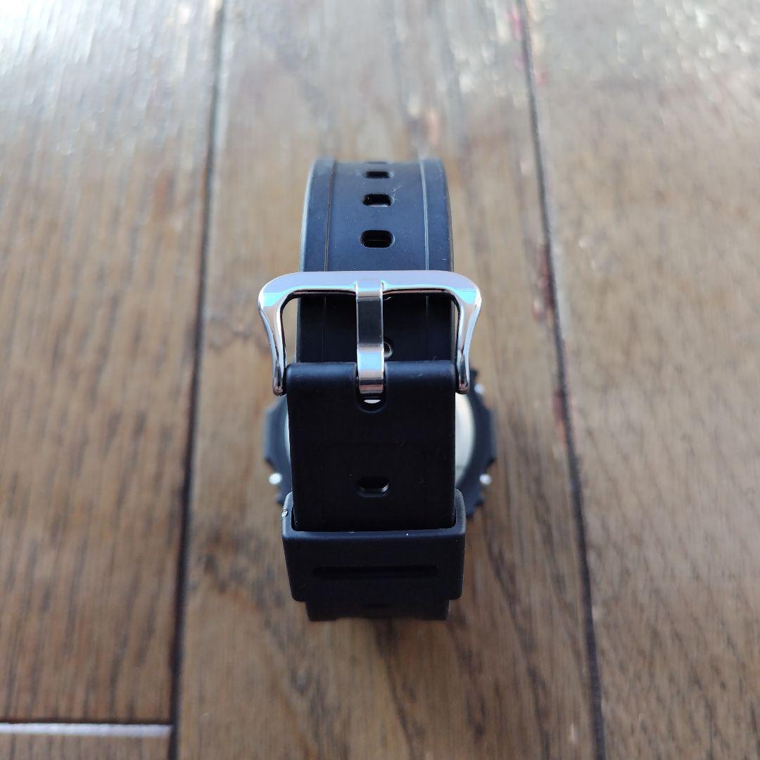 カシオ G-SHOCK GW-M5610U