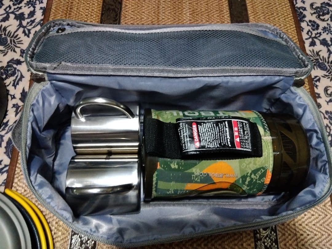 mont-bellアウトドアセット（ジェットボイル1Ｌ.クッカー.マグ他）6点