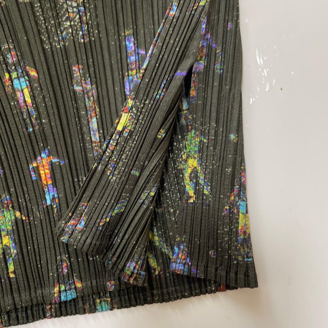 プリーツプリーズ スポーツ柄　ノースリーブチュニック　サイズ4 総柄