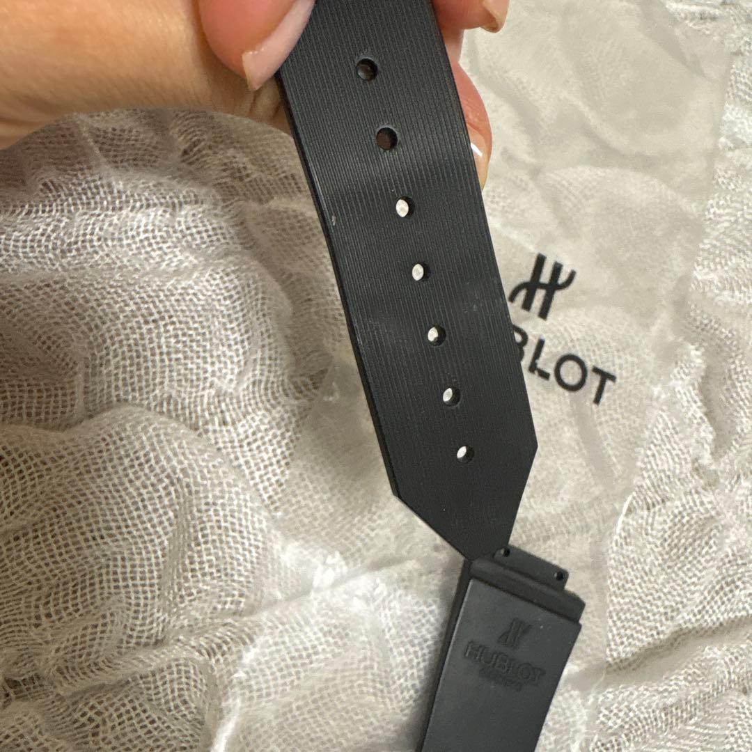 ゆ*か様 HUBLOT ウブロ　 ブラック ラバーベルト