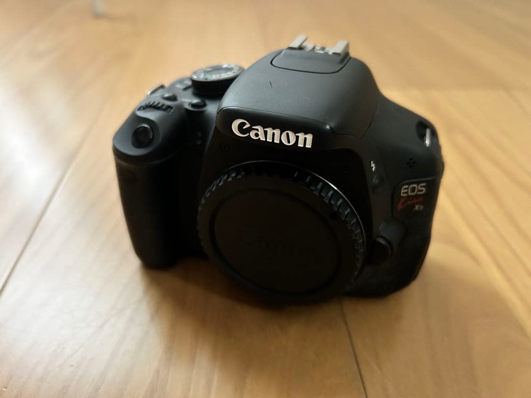 Canon EOS Kiss X5 デジタル一眼レフカメラ