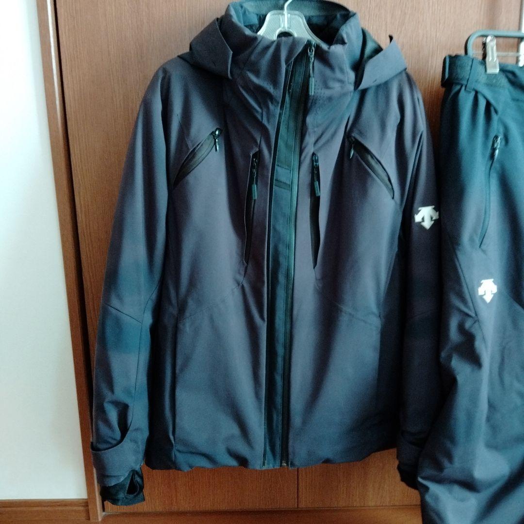 よ*ん様 22/23 DESCENTE デサント スキーウェア上下【Mサイズ】