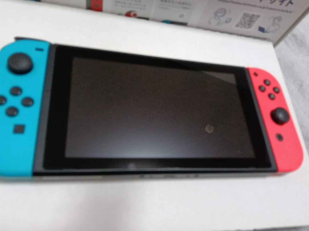 Nintendo Switch ネオンブルー/ネオンレッド 本体 [画面美品]