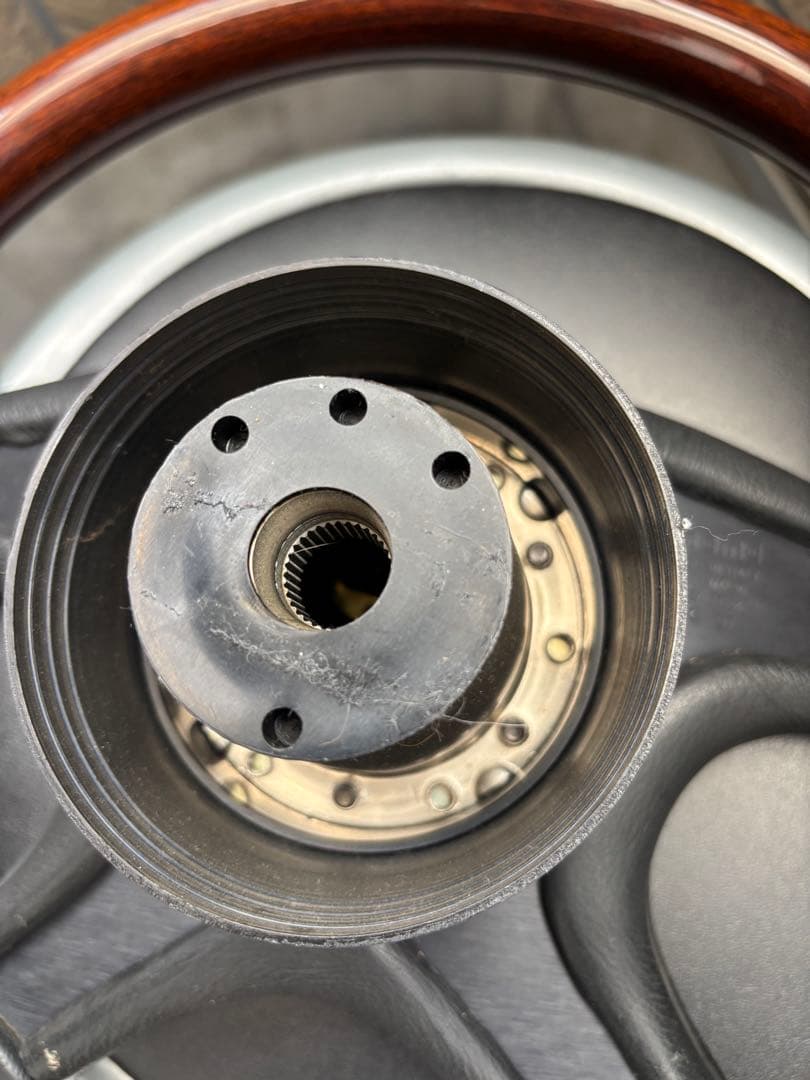 momo ステアリングホイール 本体