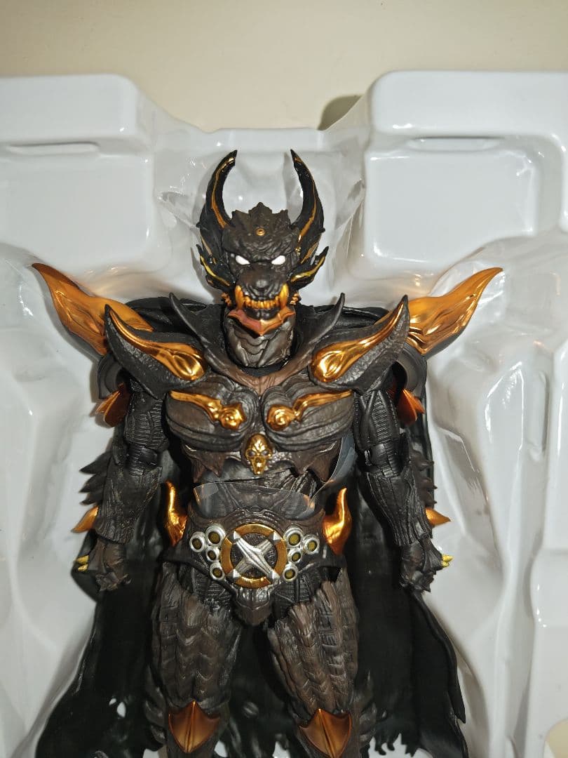 【箱無し説明書欠品】牙狼 S.H.Figuarts（真骨彫製法） 暗黒騎士キバ