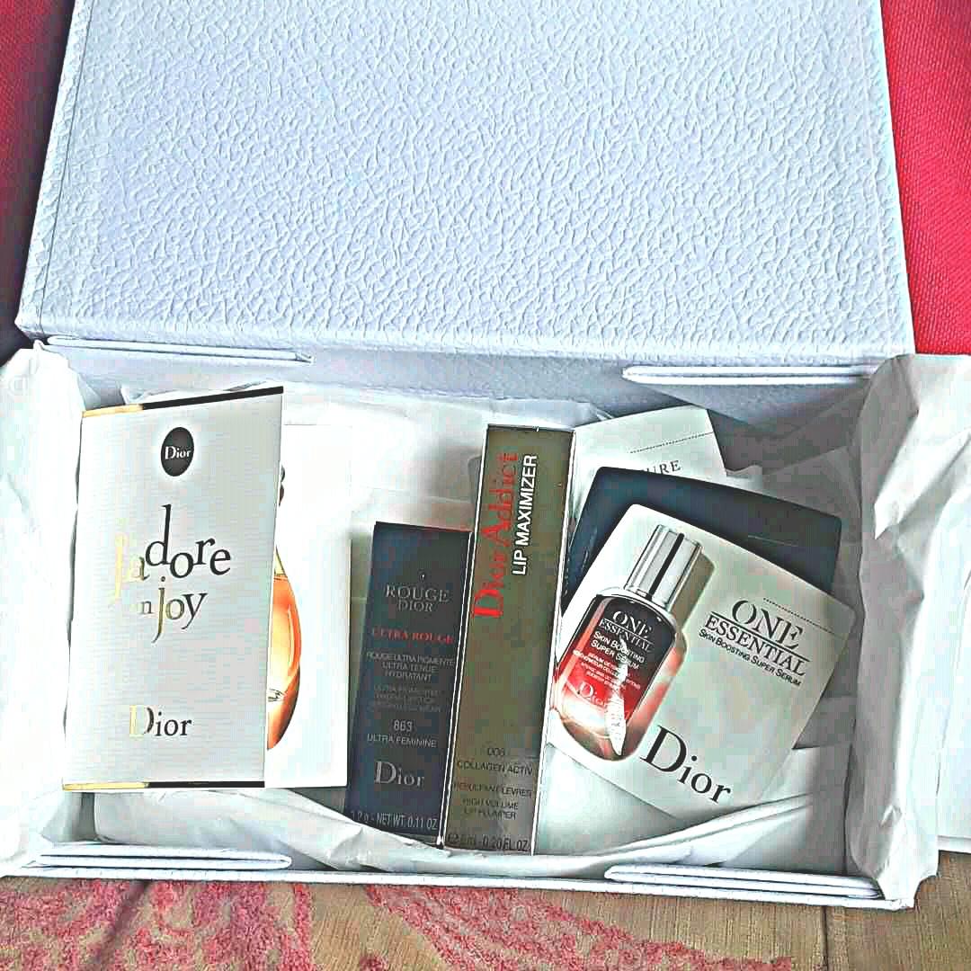 Christian Dior　グロス限定色　口紅　サンプル4点　ギフトセット