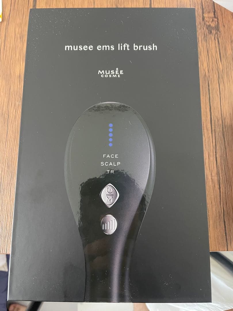 ヘアブラシ・コーム MUSEE EMS Lift Brush