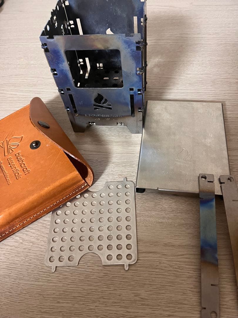 ブッシュボックスlfチタン　ブッシュクラフトエッセンシャルズ