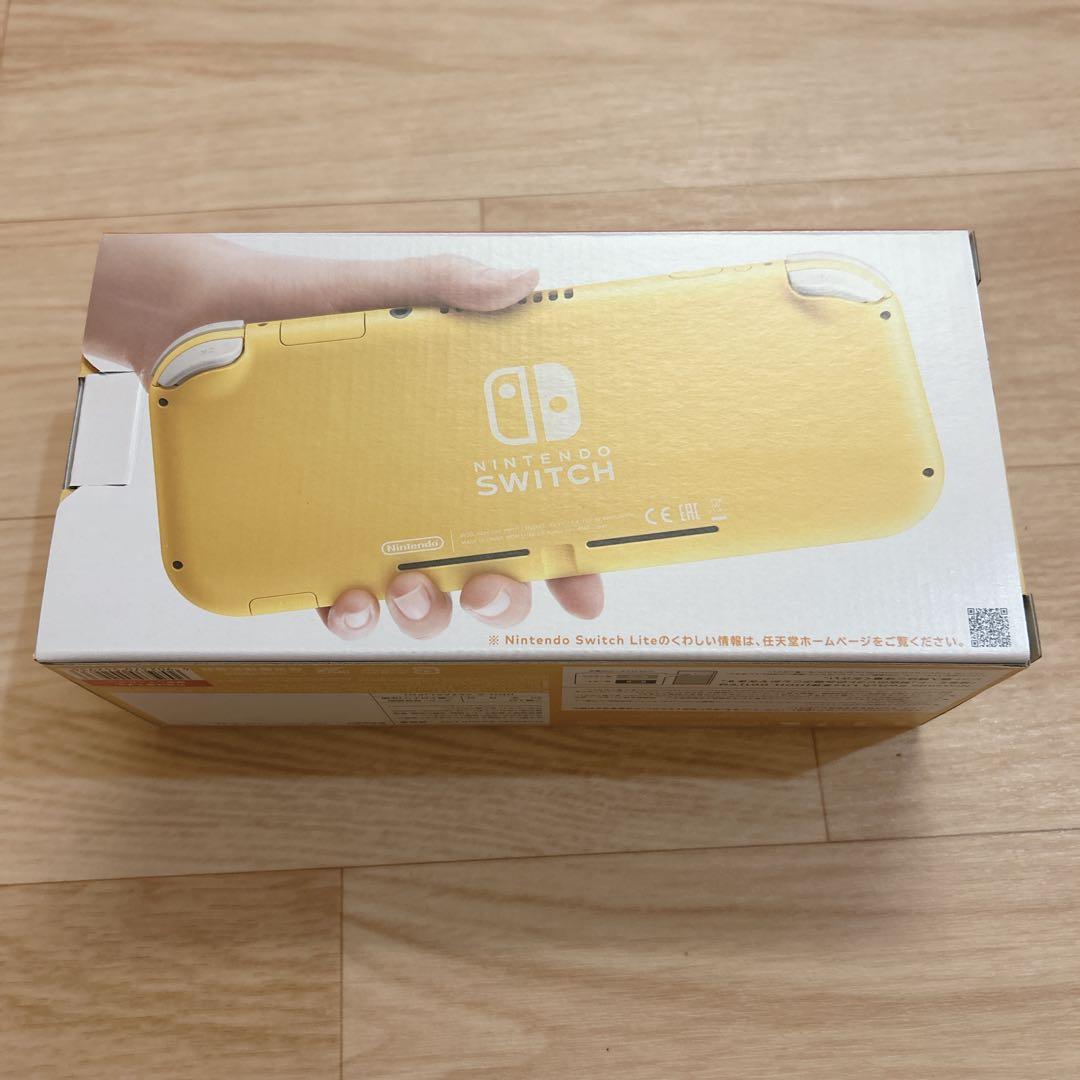 Nintendo Switch Lite イエロー　新品