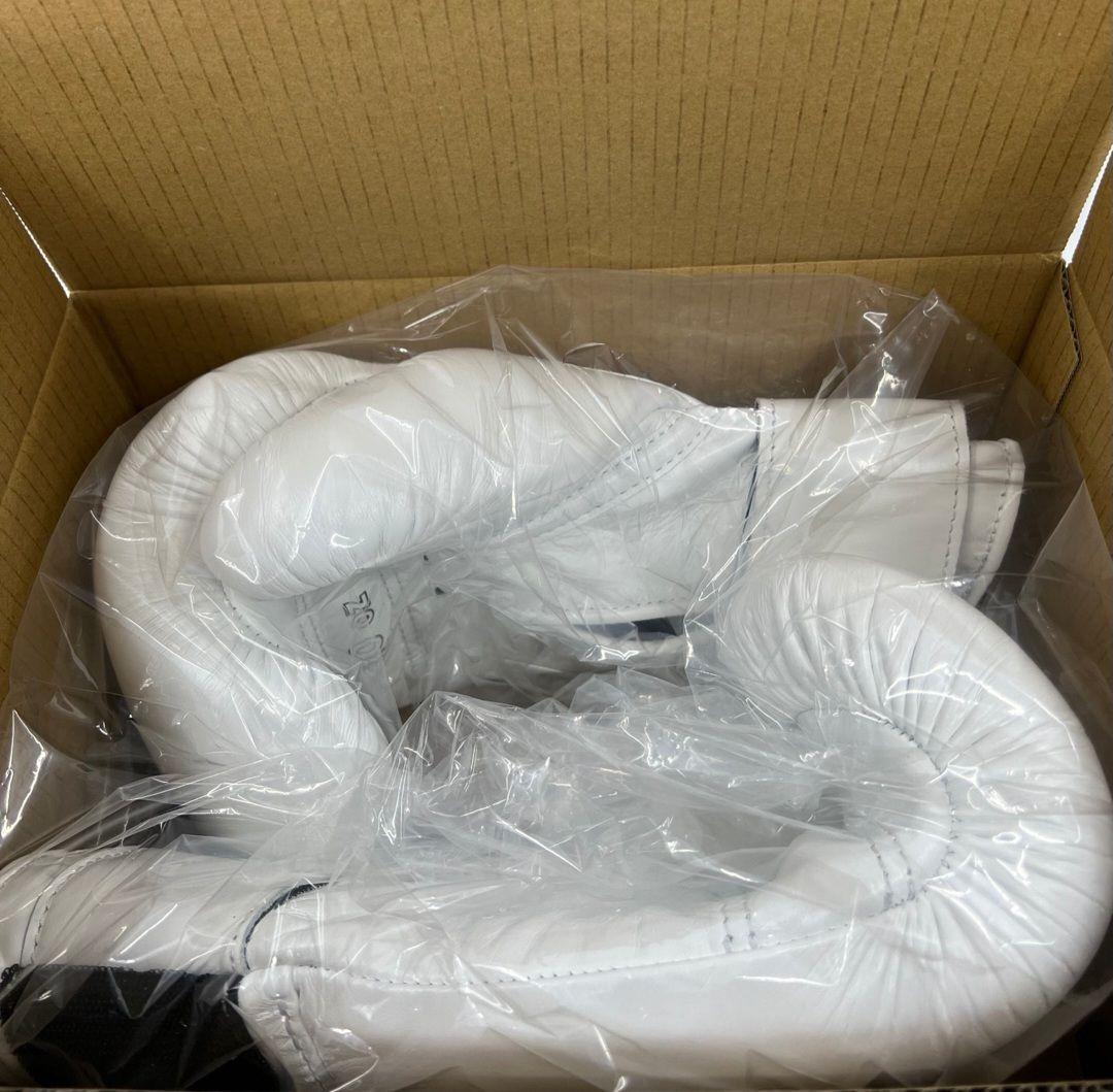 Winning グローブ 10オンス ホワイト