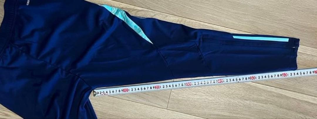 アディダス　アーセナル　トレーニングトップ、パンツ　セット　Mサイズ　新品