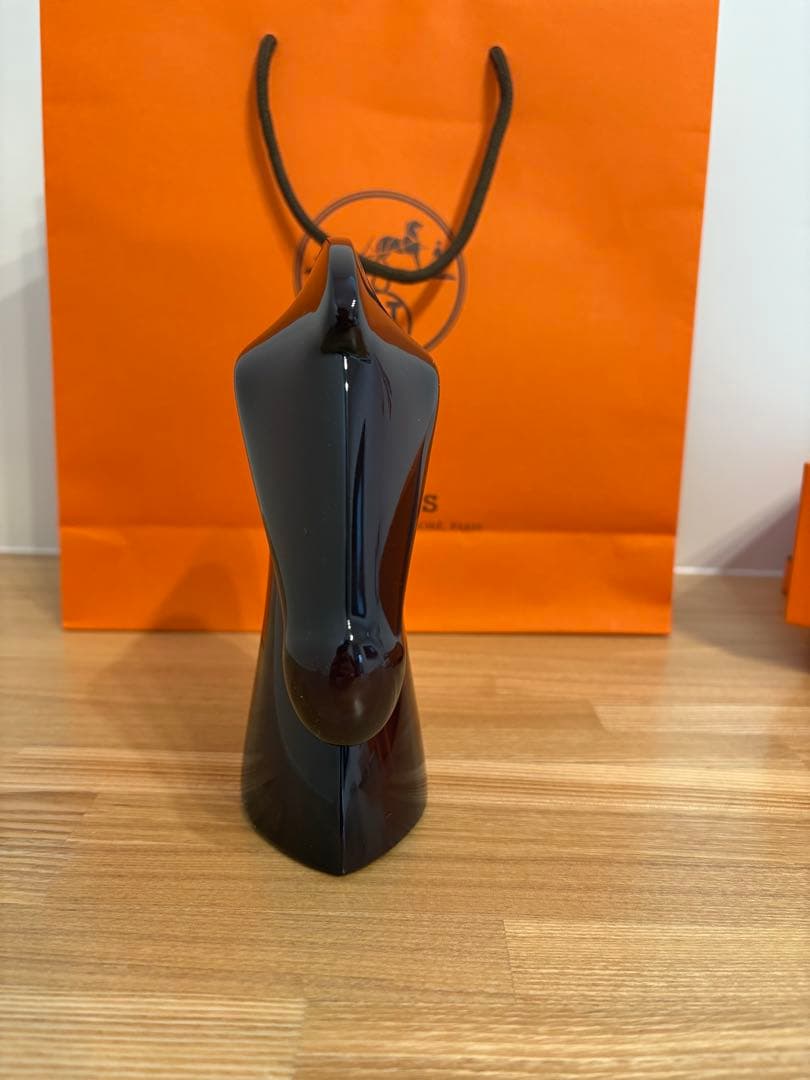 ユーミンquuさん限定【極美品】 エルメス　黒の馬の置物