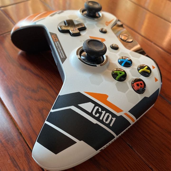 ⭐️近々削除⭐️Xbox One 専用ワイヤレス コントローラー タイタンフォール